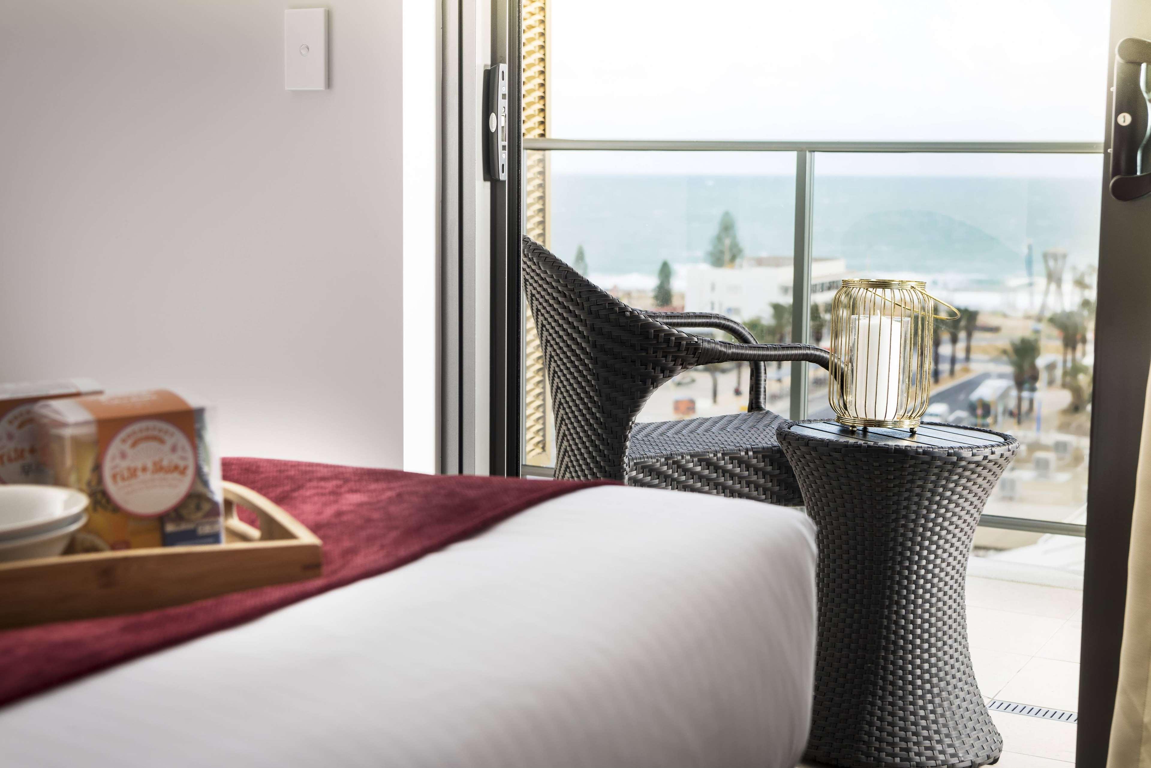 Ramada By Wyndham Vetroblu Scarborough Beach Perth Eksteriør bilde
