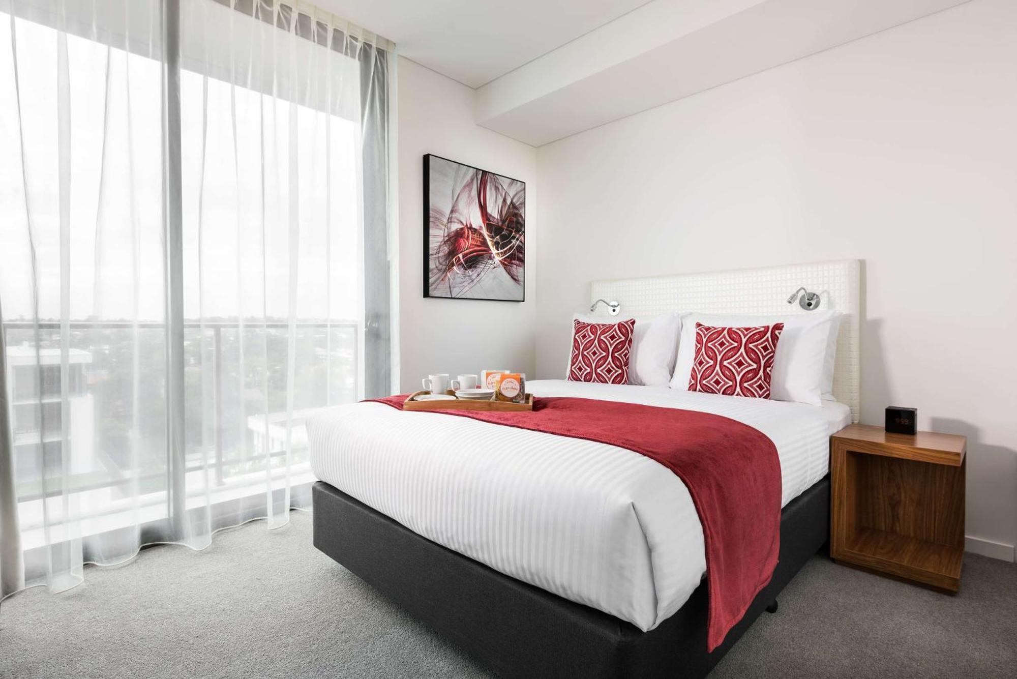 Ramada By Wyndham Vetroblu Scarborough Beach Perth Eksteriør bilde